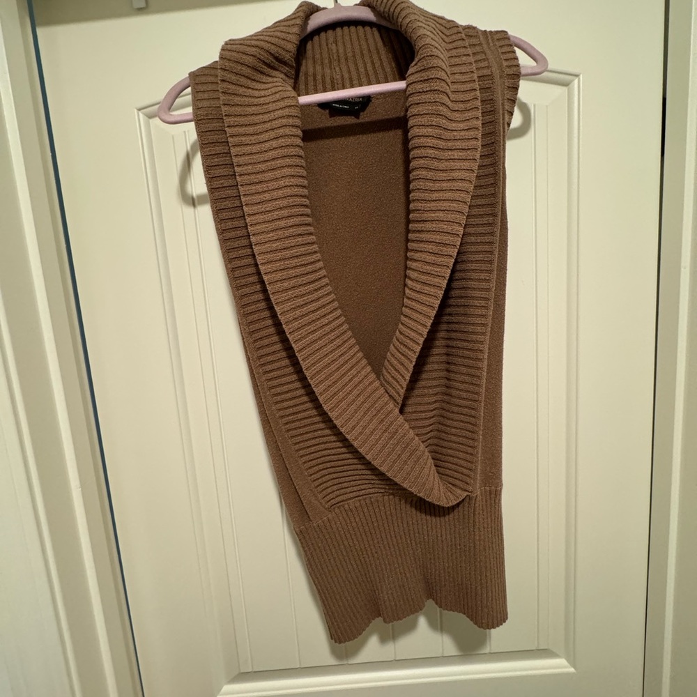 BCBG MAXAZRIA SLEEVELESS SWEATER DRESS